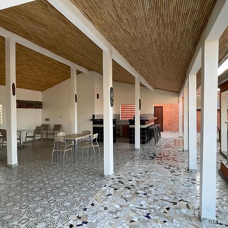 Auberge Mandé Saly Portudal Exterior foto
