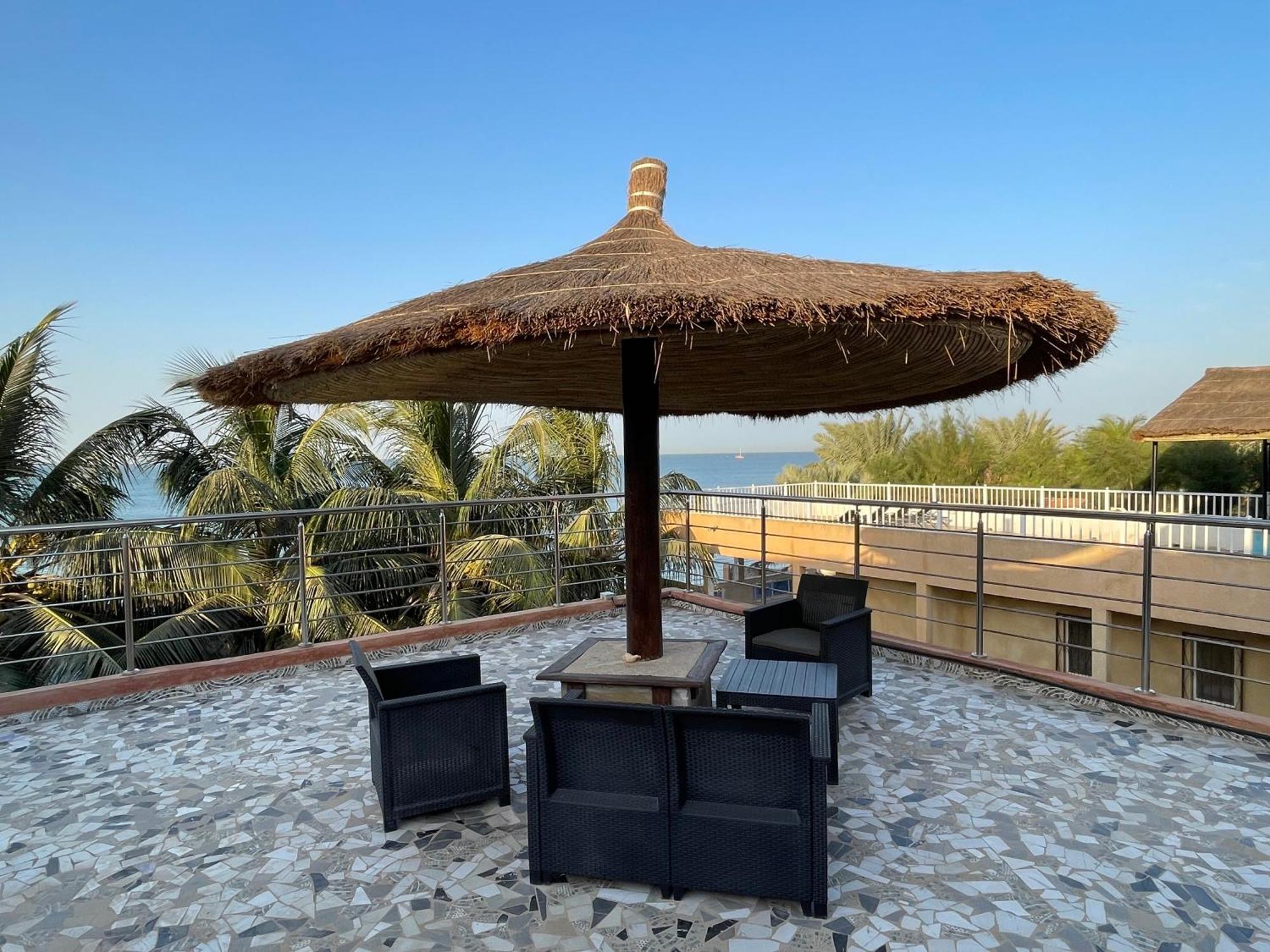 Auberge Mandé Saly Portudal Exterior foto
